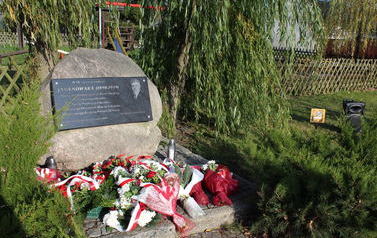 Obelisk Jana Nowaka w Nowej Wsi Książęcej