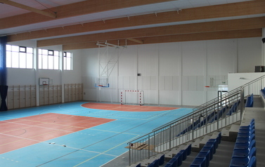 Hala sportowa w Bralinie