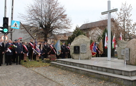 Pomnik Ofiar, Represji i Walki o Wolność w Bralinie- obchody Narodowego Święta Niepodległości