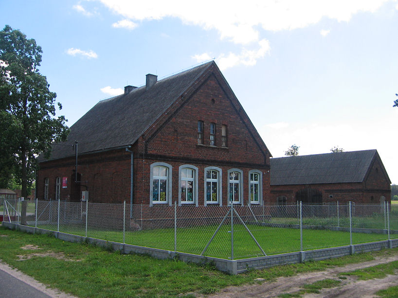 Dom Ludowy w Taborze Małym