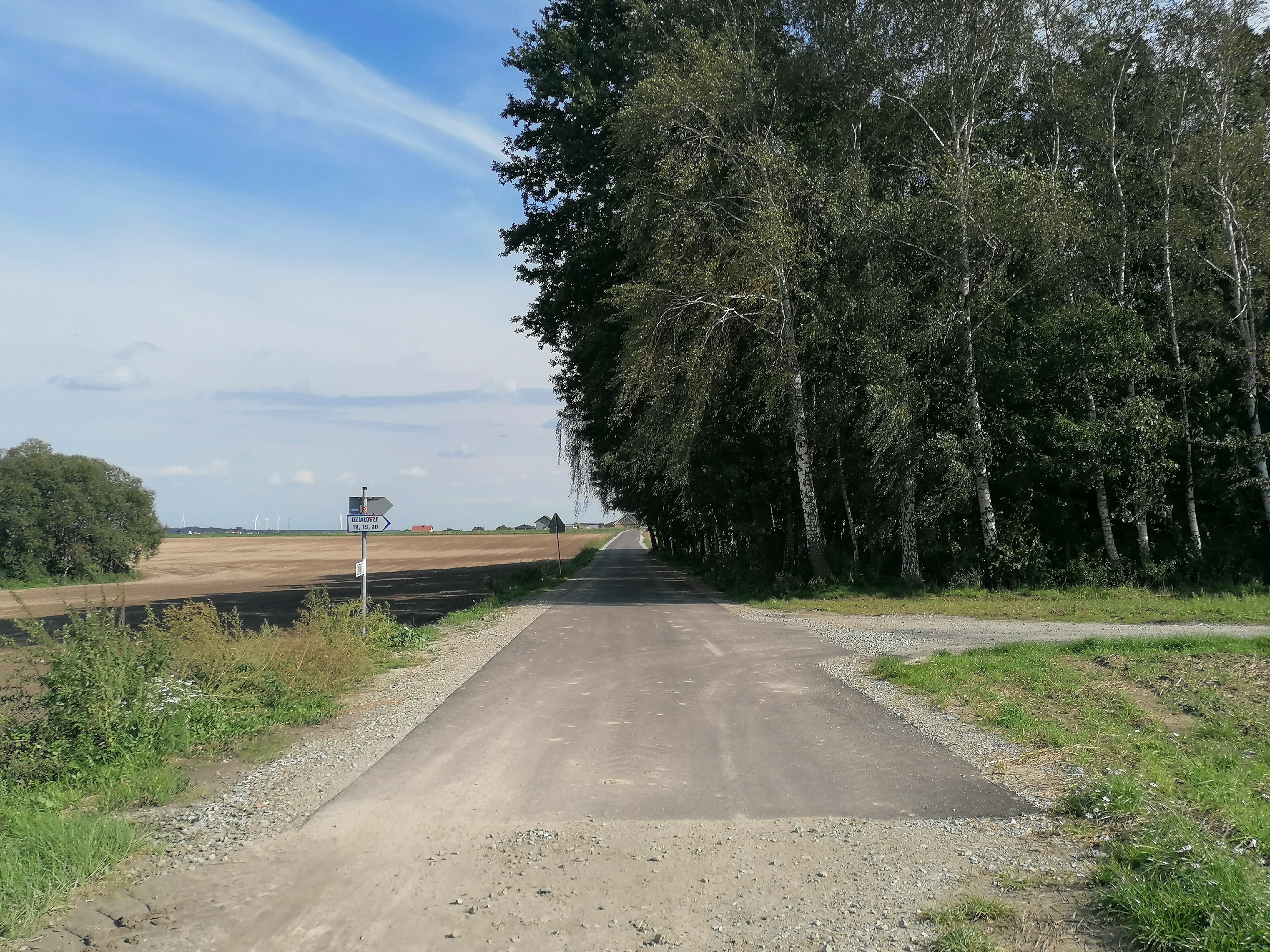 Ulica Wiązowa w miejscowości Chojęcin Budowa drogi wewnętrznej ul. Wiązowej w miejscowości Chojęcin