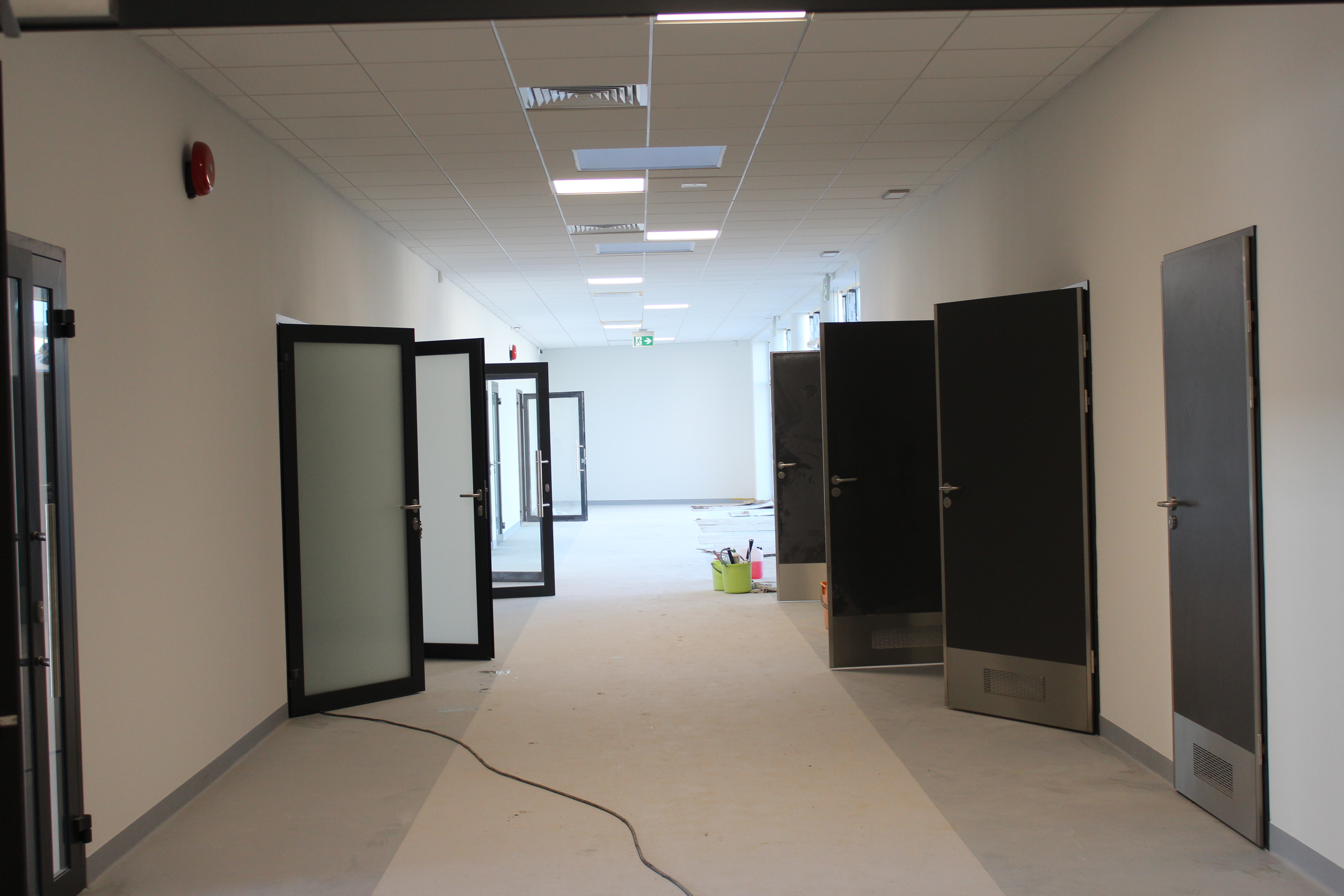 Hala sportowa w Bralinie- korytarze