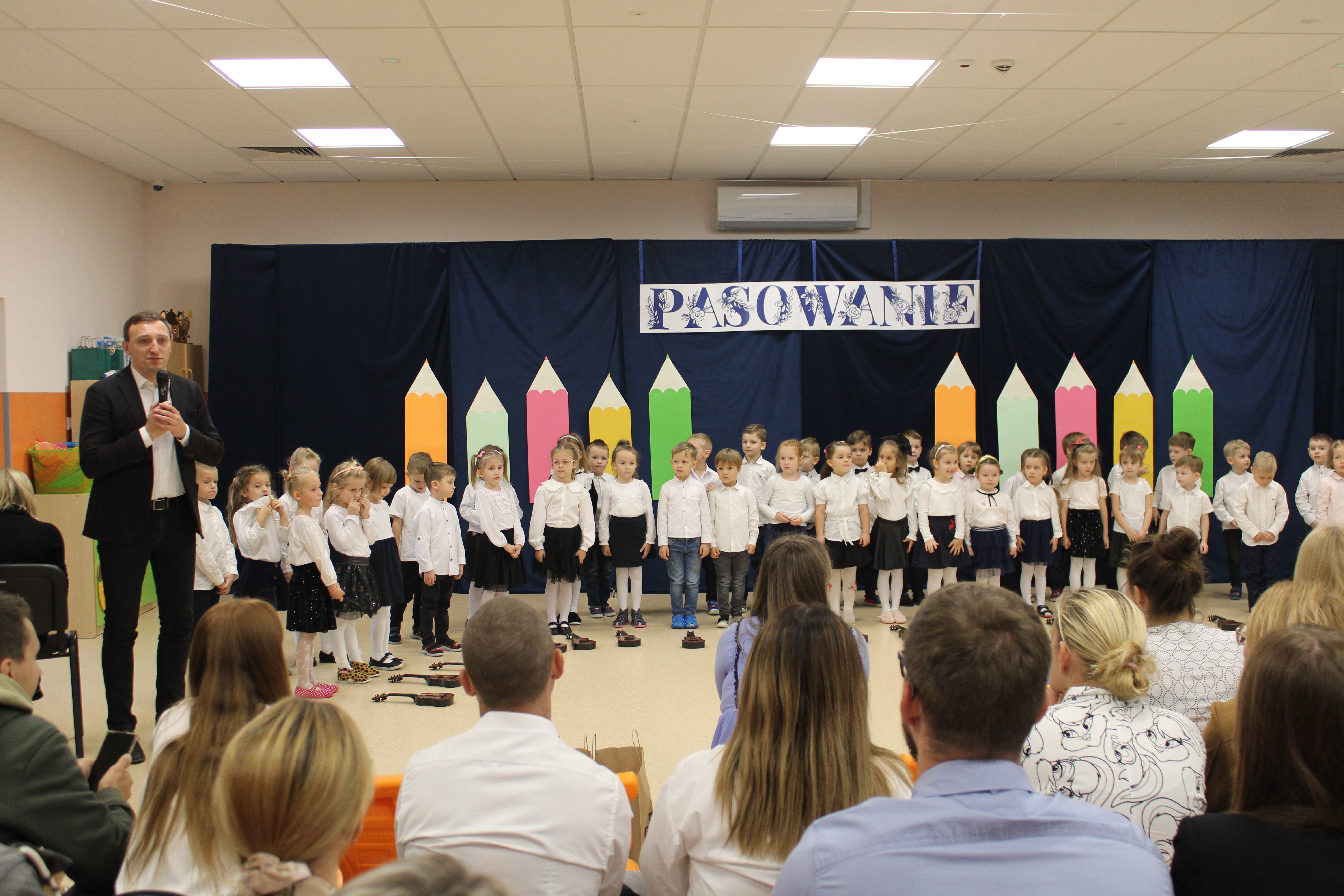 Pasowanie na&nbsp;starszaka w&nbsp;przedszkolu w&nbsp;Bralinie