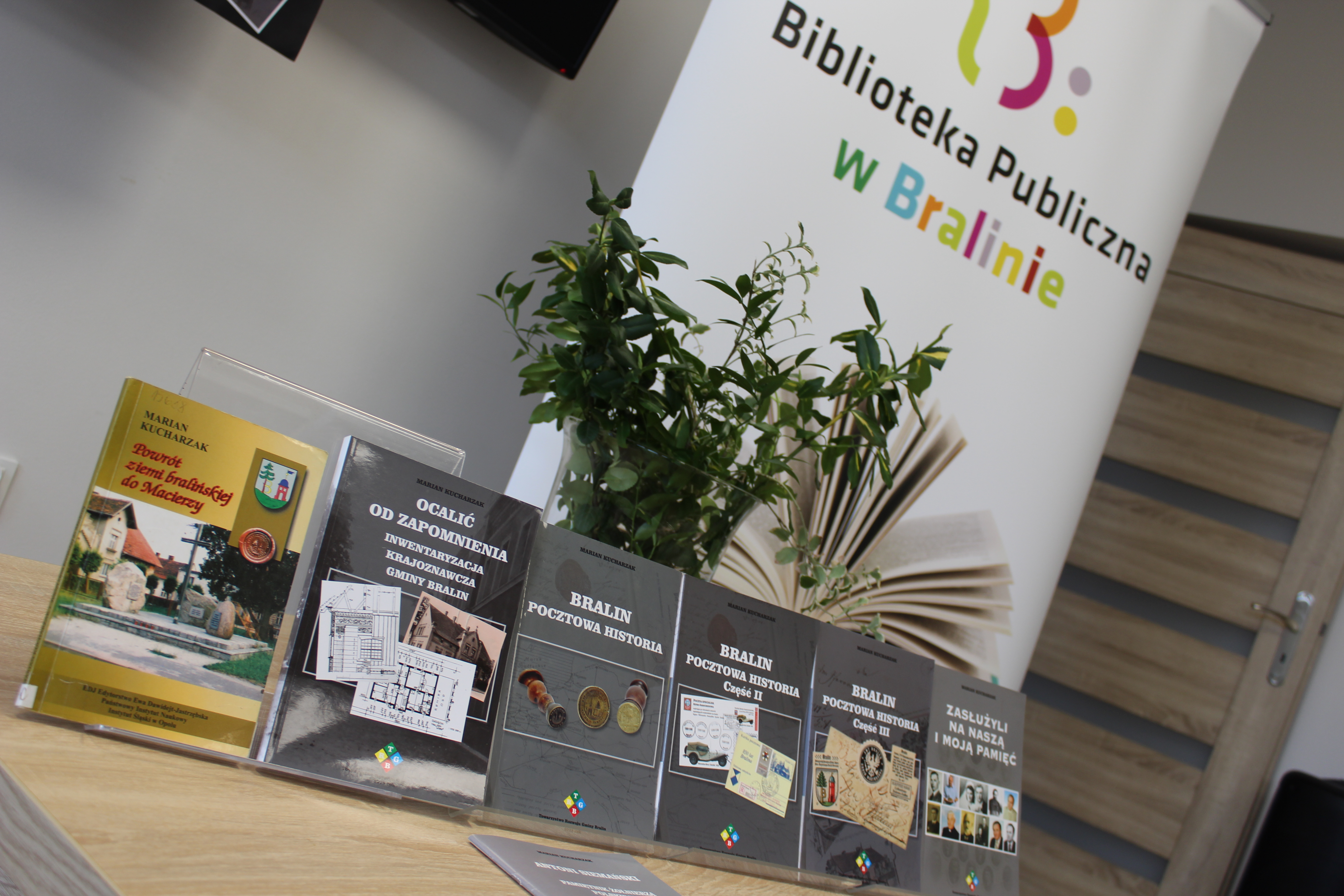 Spotkanie autorskie z&nbsp;Marianem Kucharzakiem w&nbsp;Klubie Senior + w&nbsp;Bralinie