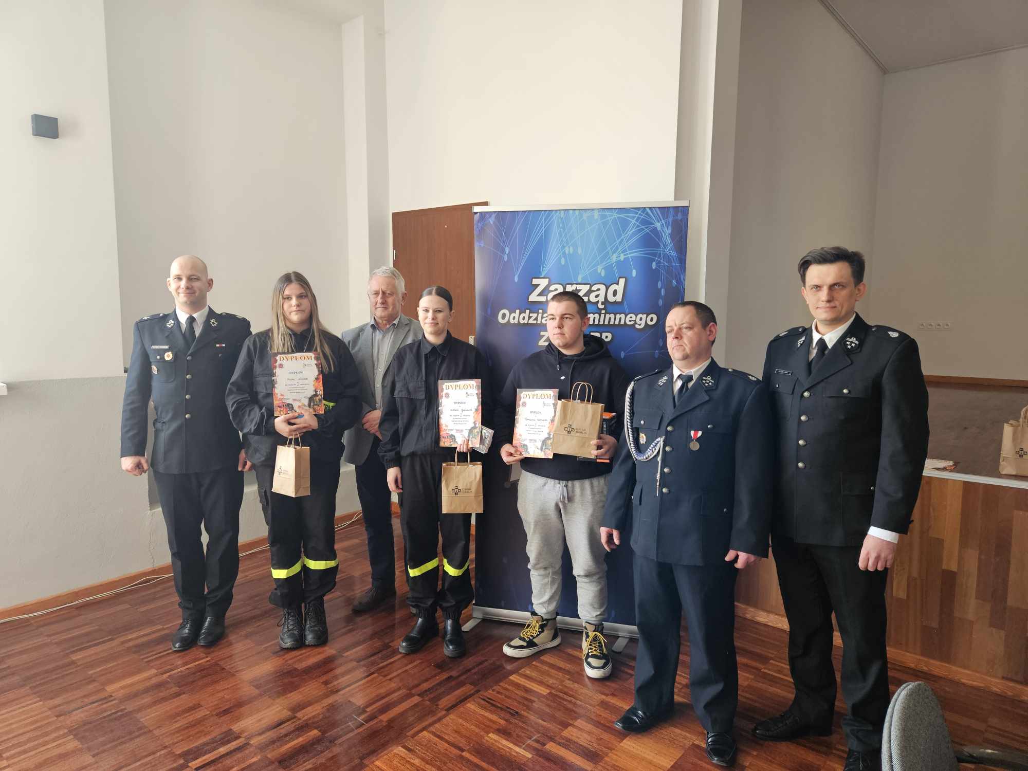 Konkurs wiedzy pożarniczej w&nbsp;gminie Bralin