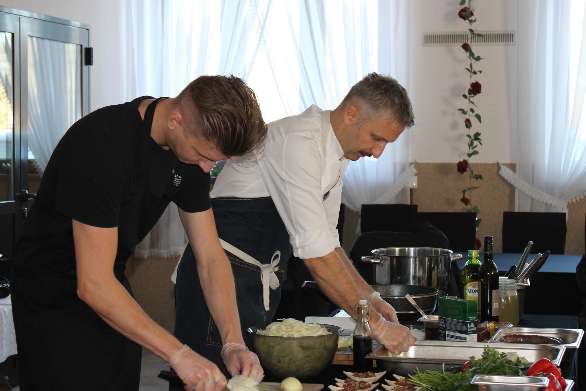 Warsztaty kulinarne, wsp&oacute;lne gotowanie