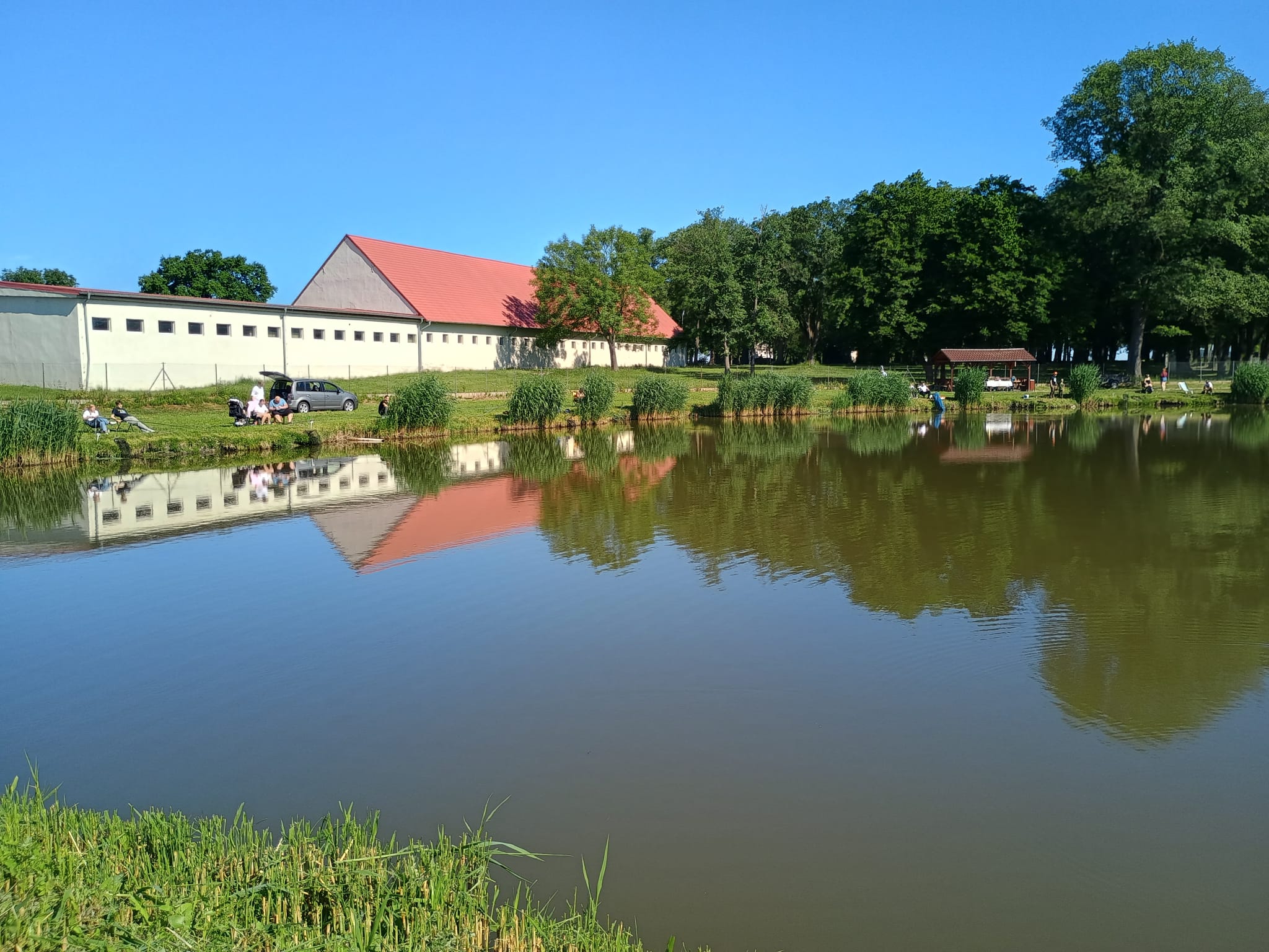 Zawody wędkarskie w&nbsp;Nosalach- staw