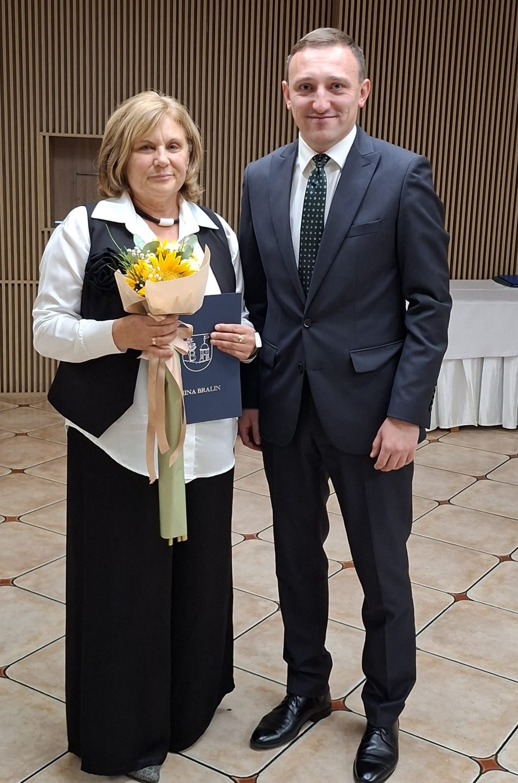 Małgorzata Bednara z&nbsp;Karolem Wanzek W&oacute;jtem Gminy Bralin