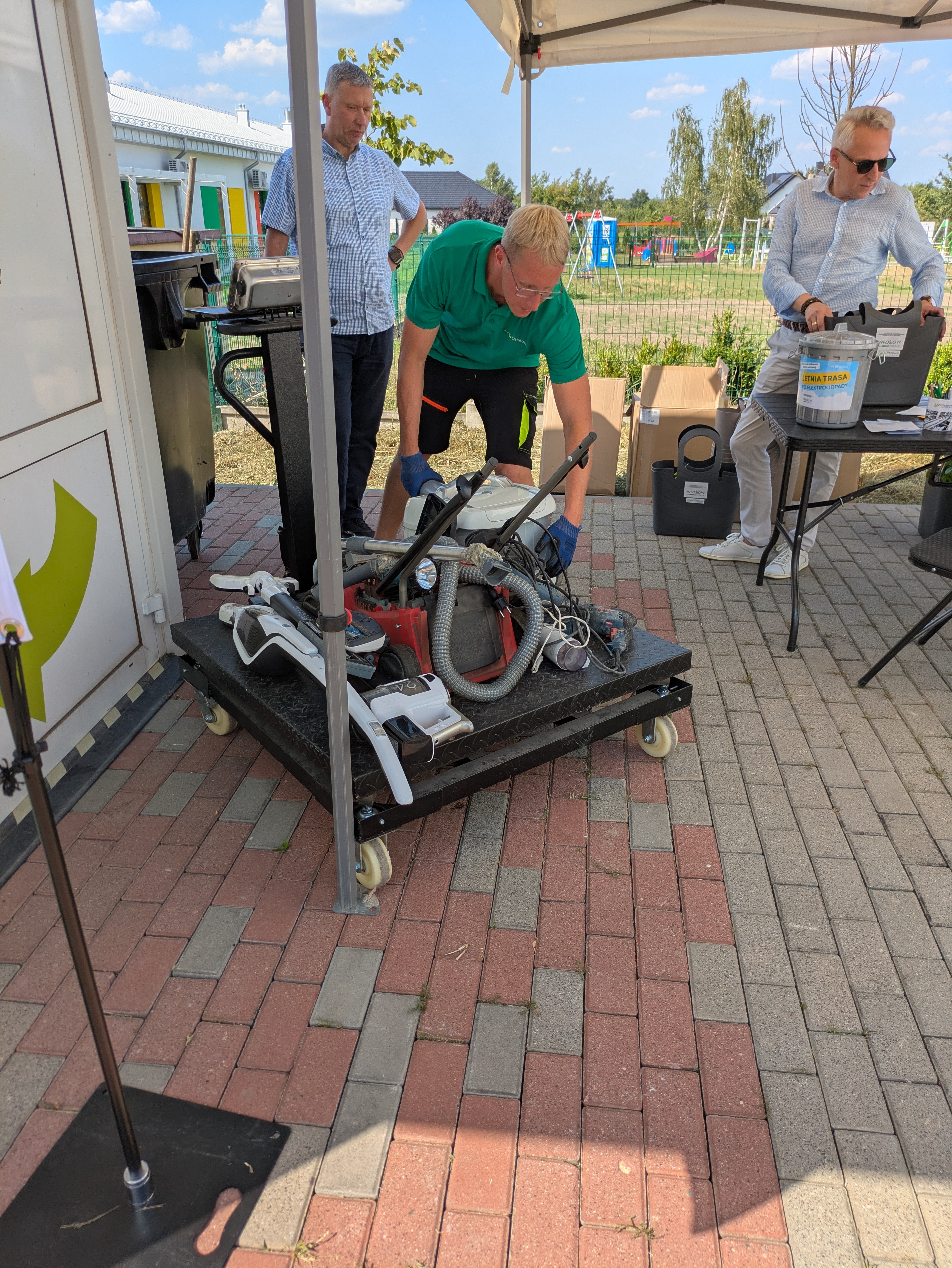 Zbi&oacute;rka elektroodpad&oacute;w w&nbsp;Gminie Bralin