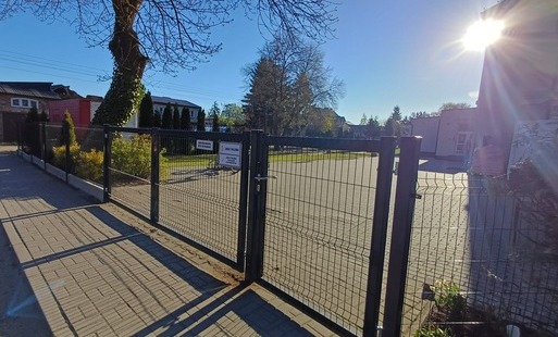 Nowe ogrodzenie w Nowej Wsi Książęcej
